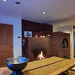 Arctic Luxe Retreat Villa *