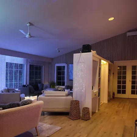 ヴィラ Arctic Luxe Retreat ロヴァニエミ