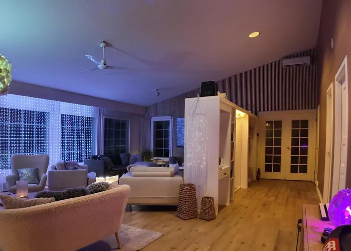 Villa Arctic Luxe Retreat Rovaniemi